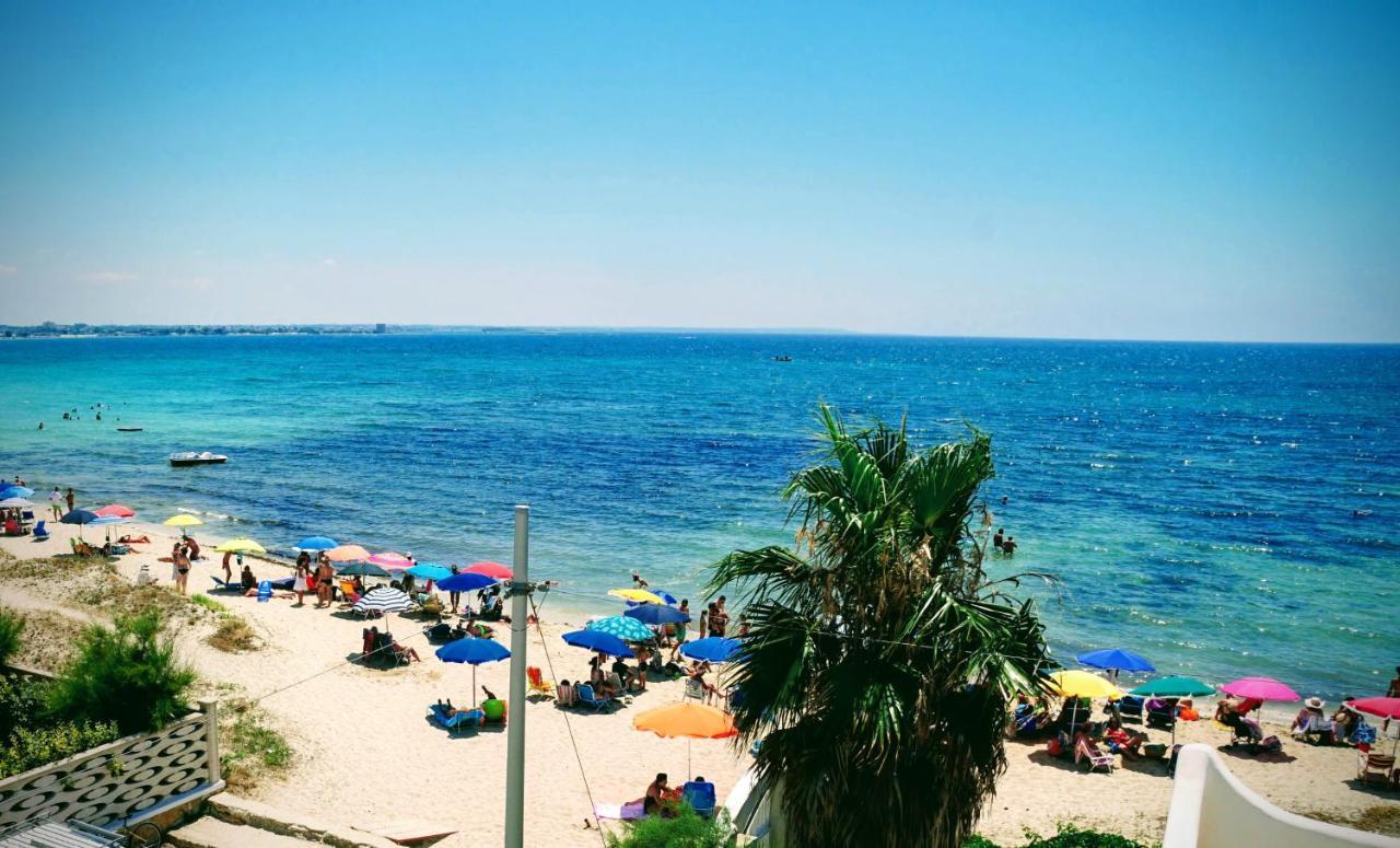 Porto Cesareo Appartamento Panoramico Fronte Mare Con Parcheggio Coperto Torre Lapillo Exterior foto