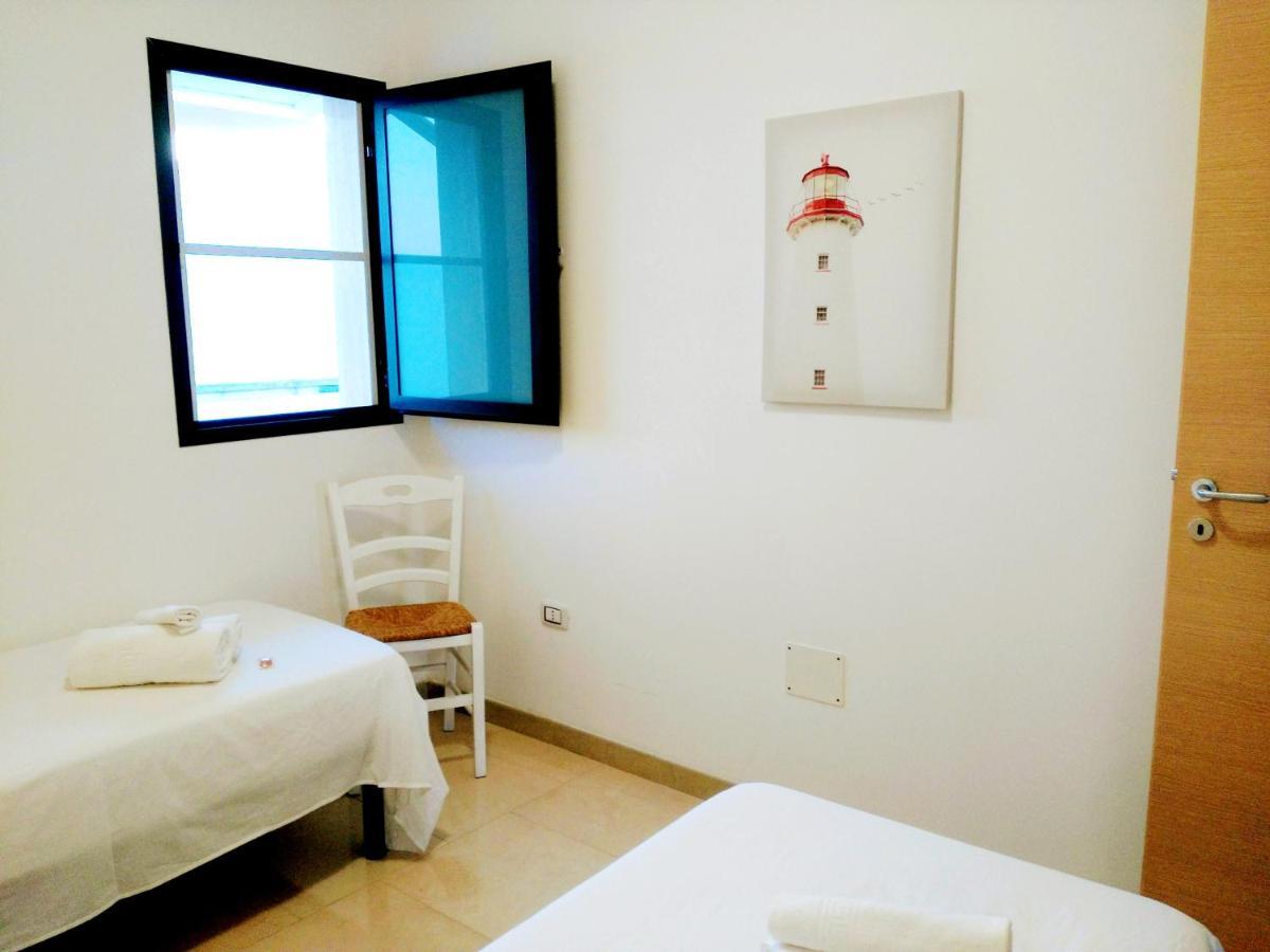 Porto Cesareo Appartamento Panoramico Fronte Mare Con Parcheggio Coperto Torre Lapillo Exterior foto